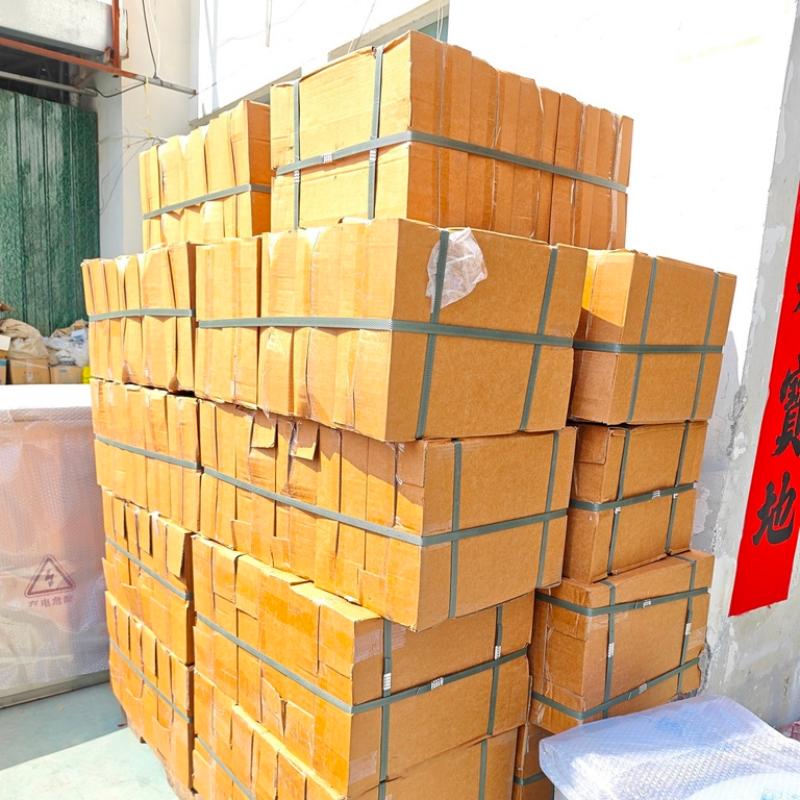 O primeiro lote de pedidos de caixas de medidores de eletricidade de novos clientes no Reino Unido foi despachado com sucesso